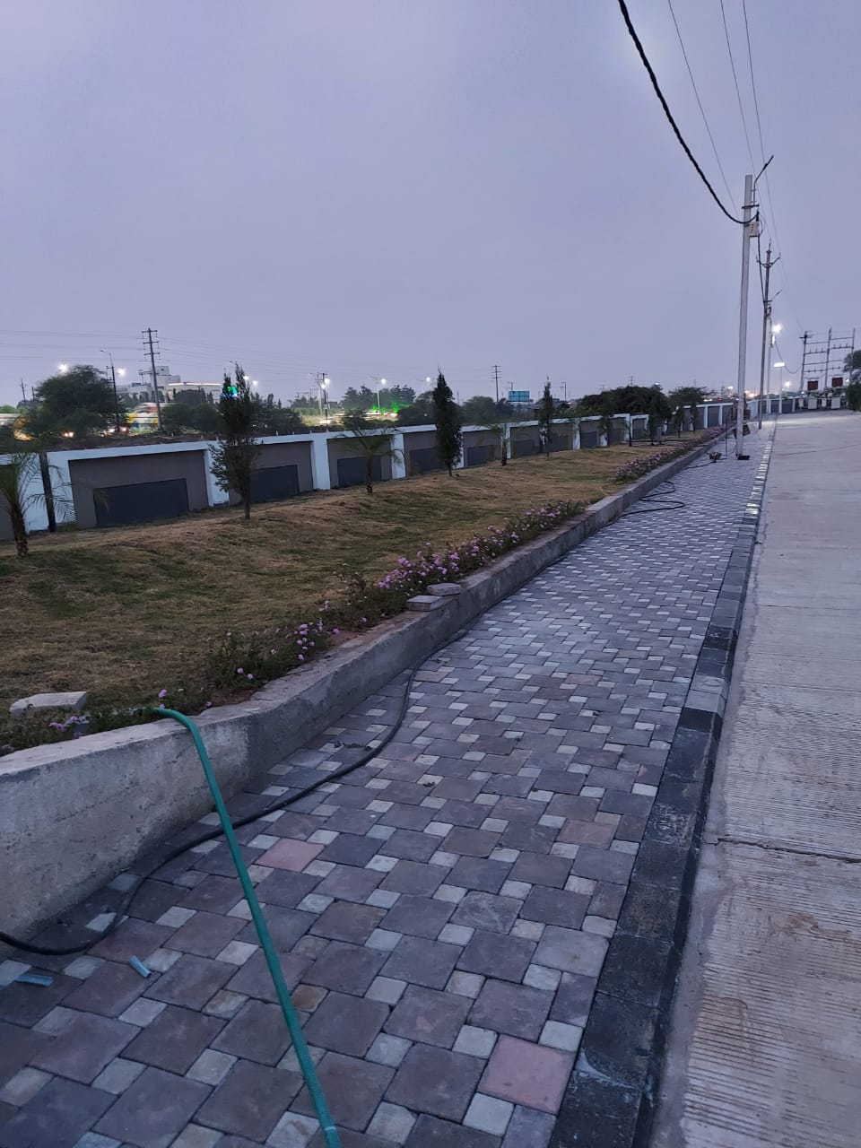 Garden View of Solitaire Park